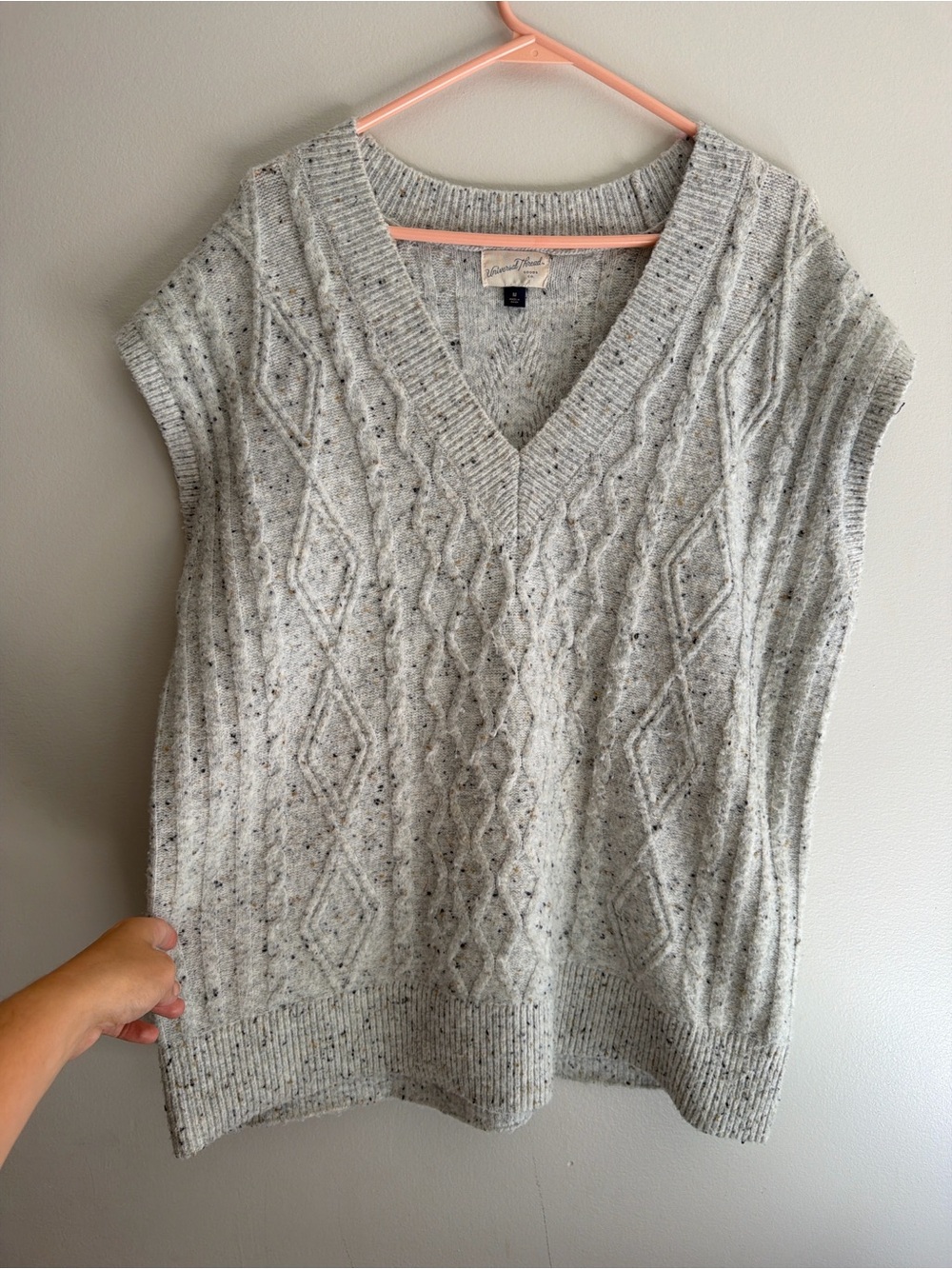 Universal Thread Cable Knit V-Neck Sweater Gray Size Medium